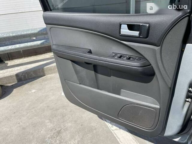 Форд Сі-Макс, об'ємом двигуна 0 л та пробігом 237 тис. км за 5390 $, фото 9 на Automoto.ua