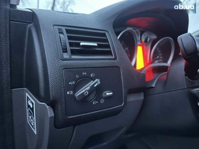 Форд Си-Макс, объемом двигателя 2 л и пробегом 243 тыс. км за 5700 $, фото 26 на Automoto.ua