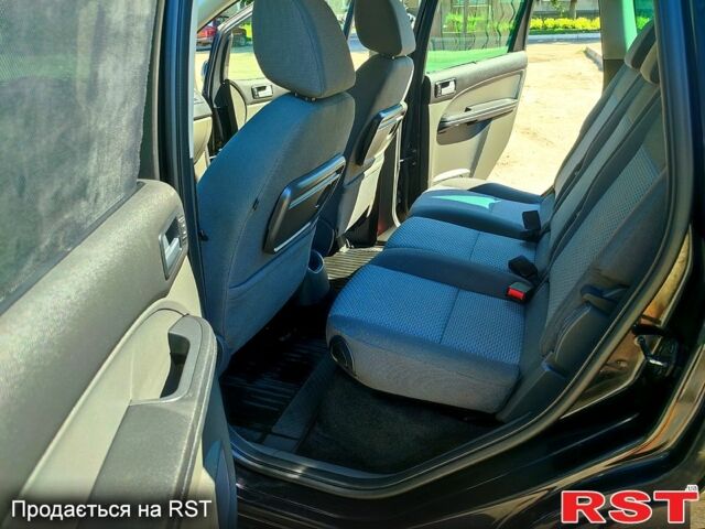 Форд Си-Макс, объемом двигателя 1.6 л и пробегом 199 тыс. км за 5400 $, фото 5 на Automoto.ua