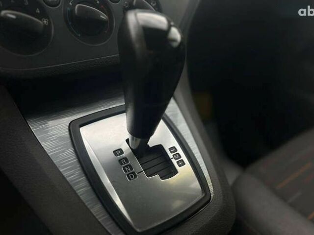 Форд Си-Макс, объемом двигателя 2 л и пробегом 188 тыс. км за 6500 $, фото 17 на Automoto.ua