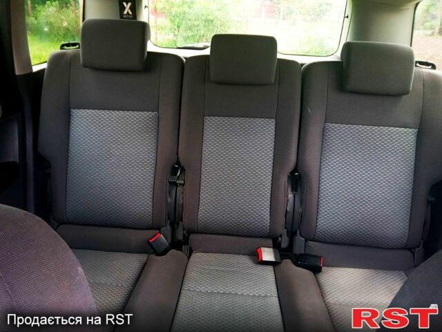 Форд Сі-Макс, об'ємом двигуна 1.6 л та пробігом 230 тис. км за 3999 $, фото 7 на Automoto.ua