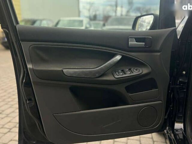 Форд Си-Макс, объемом двигателя 2 л и пробегом 188 тыс. км за 6500 $, фото 7 на Automoto.ua