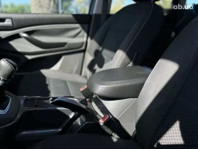 Форд Си-Макс, объемом двигателя 1.8 л и пробегом 281 тыс. км за 6300 $, фото 28 на Automoto.ua