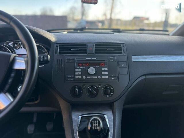 Форд Си-Макс, объемом двигателя 1.6 л и пробегом 242 тыс. км за 5600 $, фото 27 на Automoto.ua