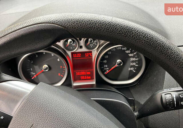 Форд Си-Макс, объемом двигателя 1.6 л и пробегом 162 тыс. км за 5899 $, фото 4 на Automoto.ua
