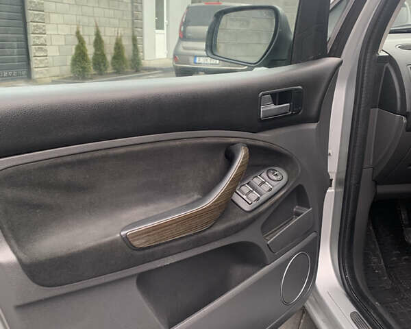 Форд Си-Макс, объемом двигателя 1.6 л и пробегом 333 тыс. км за 4900 $, фото 23 на Automoto.ua