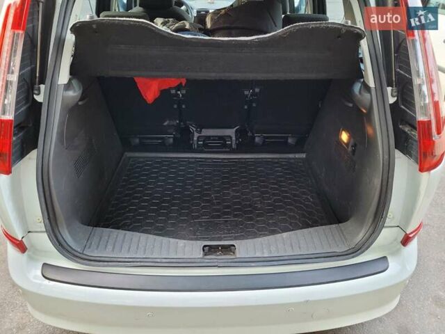 Форд Сі-Макс, об'ємом двигуна 1.6 л та пробігом 343 тис. км за 6500 $, фото 7 на Automoto.ua