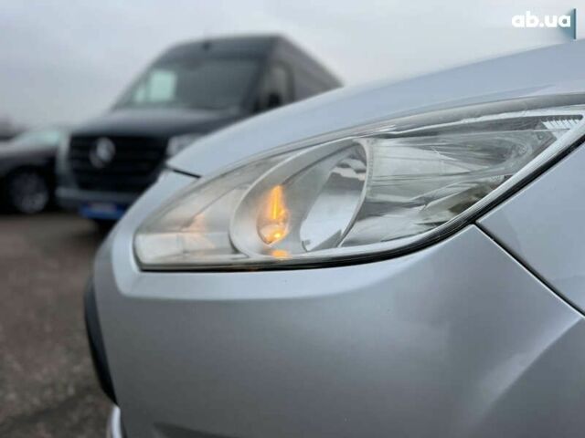 Форд Сі-Макс, об'ємом двигуна 1.6 л та пробігом 234 тис. км за 9300 $, фото 18 на Automoto.ua