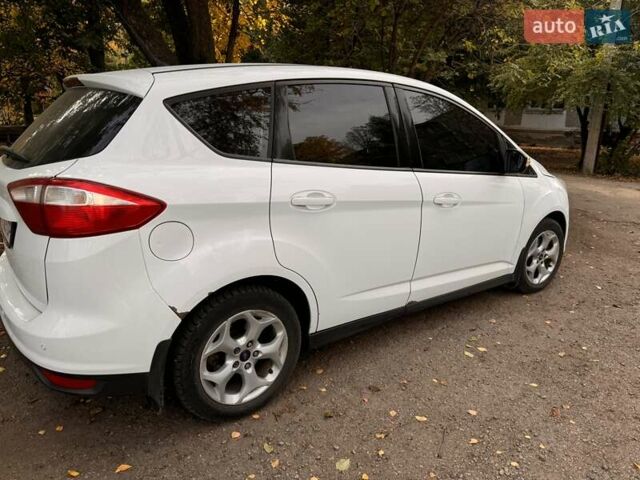 Форд Си-Макс, объемом двигателя 1.6 л и пробегом 275 тыс. км за 9300 $, фото 3 на Automoto.ua