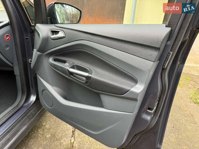 Форд Си-Макс, объемом двигателя 0 л и пробегом 68 тыс. км за 9500 $, фото 20 на Automoto.ua