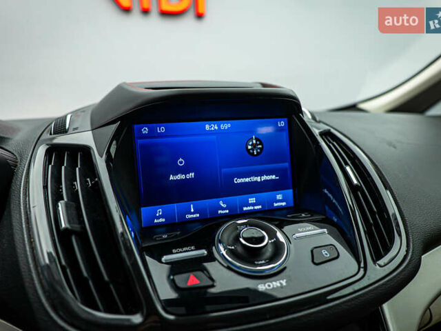 Форд Си-Макс, объемом двигателя 2 л и пробегом 201 тыс. км за 9917 $, фото 34 на Automoto.ua
