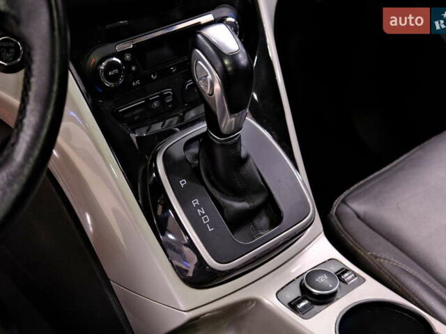 Форд Си-Макс, объемом двигателя 2 л и пробегом 145 тыс. км за 10500 $, фото 16 на Automoto.ua