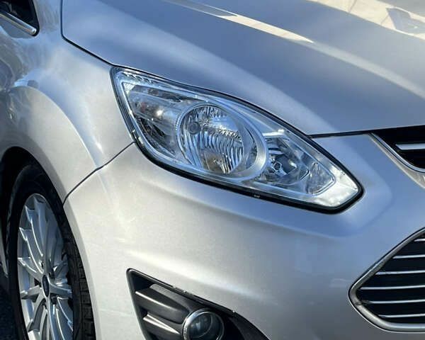 Форд Си-Макс, объемом двигателя 0 л и пробегом 140 тыс. км за 12600 $, фото 3 на Automoto.ua