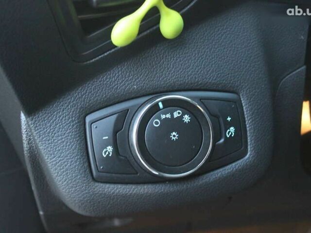 Форд Си-Макс, объемом двигателя 0 л и пробегом 152 тыс. км за 10800 $, фото 23 на Automoto.ua