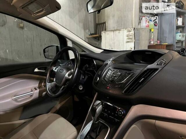 Форд Си-Макс, объемом двигателя 2 л и пробегом 291 тыс. км за 11000 $, фото 7 на Automoto.ua