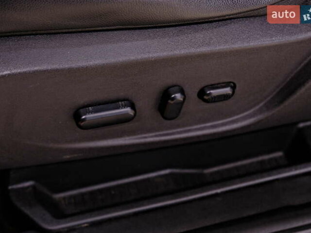 Форд Си-Макс, объемом двигателя 2 л и пробегом 145 тыс. км за 10500 $, фото 26 на Automoto.ua