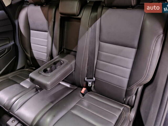 Форд Си-Макс, объемом двигателя 2 л и пробегом 145 тыс. км за 10500 $, фото 35 на Automoto.ua