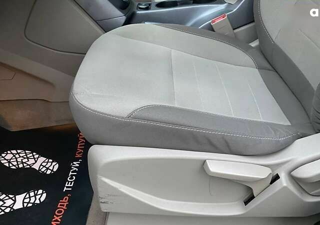 Форд Си-Макс, объемом двигателя 0 л и пробегом 218 тыс. км за 10500 $, фото 17 на Automoto.ua