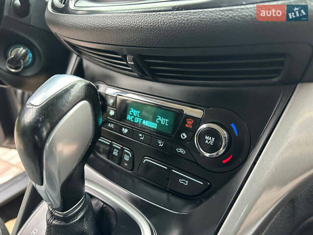 Форд Сі-Макс, об'ємом двигуна 2 л та пробігом 220 тис. км за 10500 $, фото 6 на Automoto.ua