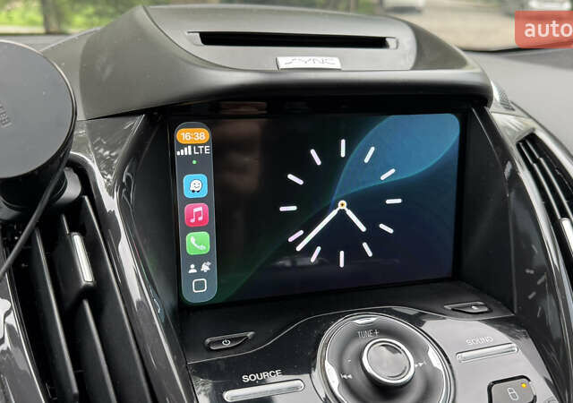 Форд Си-Макс, объемом двигателя 2 л и пробегом 182 тыс. км за 11800 $, фото 16 на Automoto.ua