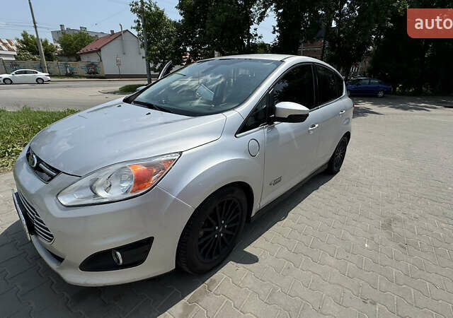 Форд Си-Макс, объемом двигателя 2 л и пробегом 182 тыс. км за 11800 $, фото 1 на Automoto.ua