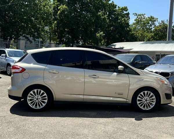 Форд Сі-Макс, об'ємом двигуна 0 л та пробігом 105 тис. км за 14399 $, фото 10 на Automoto.ua