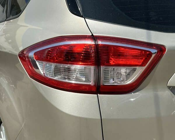 Форд Сі-Макс, об'ємом двигуна 0 л та пробігом 105 тис. км за 14399 $, фото 16 на Automoto.ua