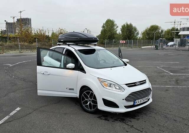 Форд Си-Макс, объемом двигателя 2 л и пробегом 140 тыс. км за 13400 $, фото 3 на Automoto.ua