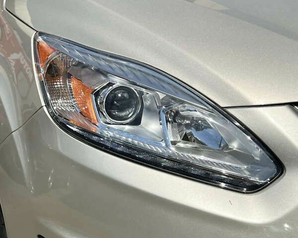 Форд Сі-Макс, об'ємом двигуна 0 л та пробігом 105 тис. км за 14399 $, фото 7 на Automoto.ua