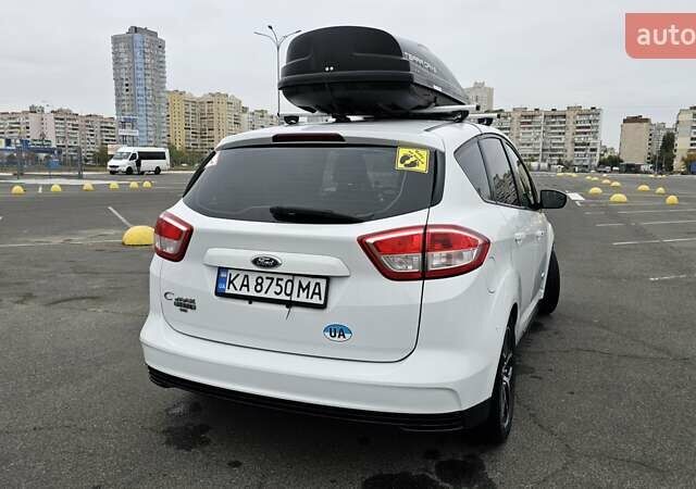 Форд Си-Макс, объемом двигателя 2 л и пробегом 140 тыс. км за 13400 $, фото 7 на Automoto.ua