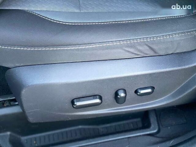 Форд Сі-Макс, об'ємом двигуна 0 л та пробігом 135 тис. км за 9390 $, фото 22 на Automoto.ua