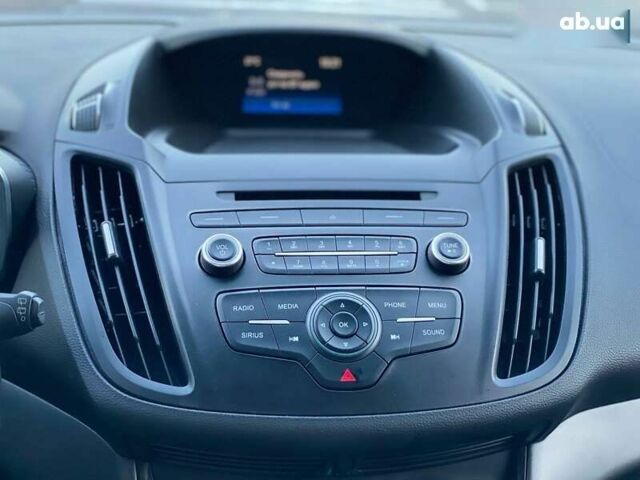 Форд Сі-Макс, об'ємом двигуна 0 л та пробігом 135 тис. км за 9390 $, фото 28 на Automoto.ua