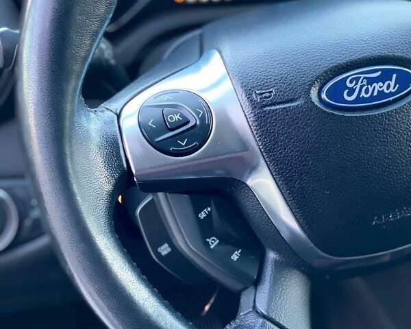 Форд Сі-Макс, об'ємом двигуна 0 л та пробігом 135 тис. км за 9990 $, фото 24 на Automoto.ua