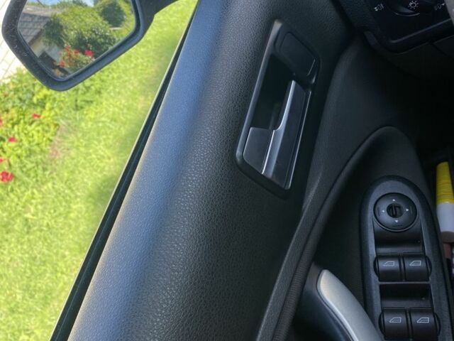 Сірий Форд Сі-Макс, об'ємом двигуна 1.8 л та пробігом 360 тис. км за 5000 $, фото 16 на Automoto.ua