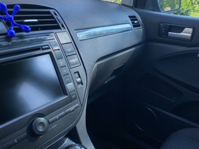 Сірий Форд Сі-Макс, об'ємом двигуна 1.8 л та пробігом 360 тис. км за 5000 $, фото 18 на Automoto.ua