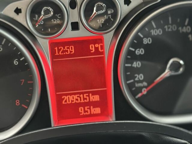 Сірий Форд Сі-Макс, об'ємом двигуна 1.6 л та пробігом 210 тис. км за 5700 $, фото 5 на Automoto.ua