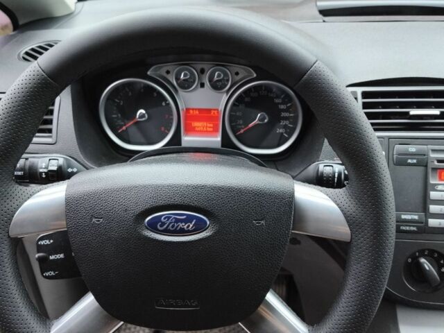 Сірий Форд Сі-Макс, об'ємом двигуна 1.6 л та пробігом 189 тис. км за 5800 $, фото 2 на Automoto.ua