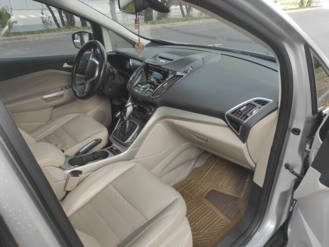 Форд Сі-Макс 2013 у Черкасах на Automoto.ua Сірий Форд Сі-Макс, об'ємом двигуна 2 л та пробігом 370 тис. км за 8400 $, фото 8 на Automoto.ua