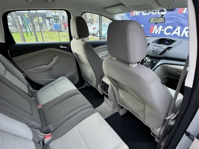 Сірий Форд Сі-Макс, об'ємом двигуна 2 л та пробігом 160 тис. км за 9900 $, фото 6 на Automoto.ua