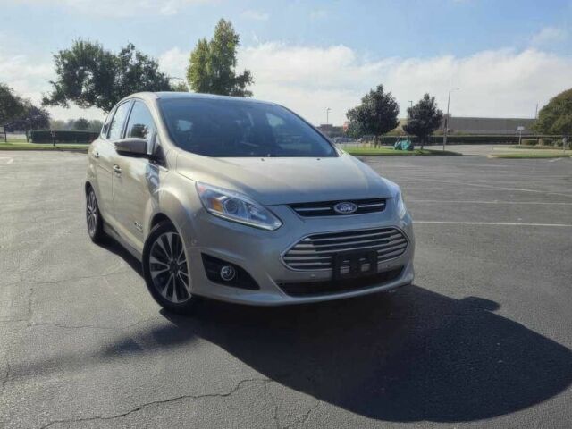 Серый Форд Си-Макс, объемом двигателя 2 л и пробегом 62 тыс. км за 4600 $, фото 1 на Automoto.ua