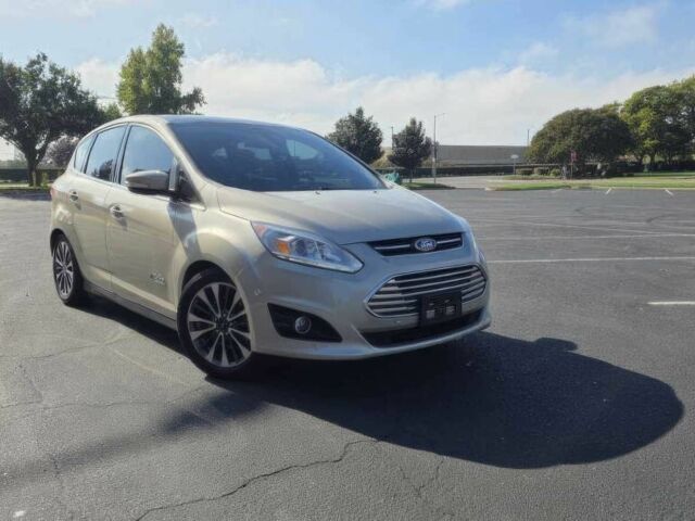 Серый Форд Си-Макс, объемом двигателя 2 л и пробегом 62 тыс. км за 4600 $, фото 2 на Automoto.ua