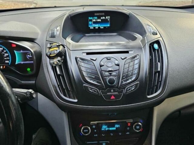 Серый Форд Си-Макс, объемом двигателя 2 л и пробегом 155 тыс. км за 8499 $, фото 1 на Automoto.ua