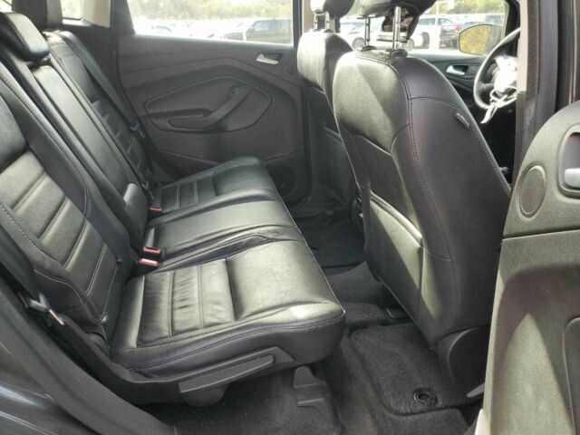 Серый Форд Си-Макс, объемом двигателя 2 л и пробегом 78 тыс. км за 1500 $, фото 9 на Automoto.ua