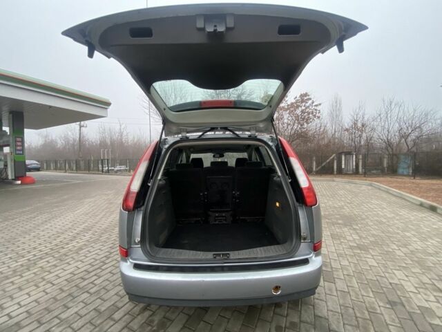 Серый Форд Си-Макс, объемом двигателя 1.6 л и пробегом 280 тыс. км за 3400 $, фото 10 на Automoto.ua