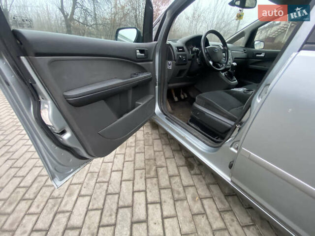 Сірий Форд Сі-Макс, об'ємом двигуна 1.56 л та пробігом 280 тис. км за 3400 $, фото 13 на Automoto.ua