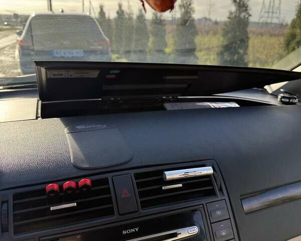 Серый Форд Си-Макс, объемом двигателя 2 л и пробегом 302 тыс. км за 5300 $, фото 11 на Automoto.ua