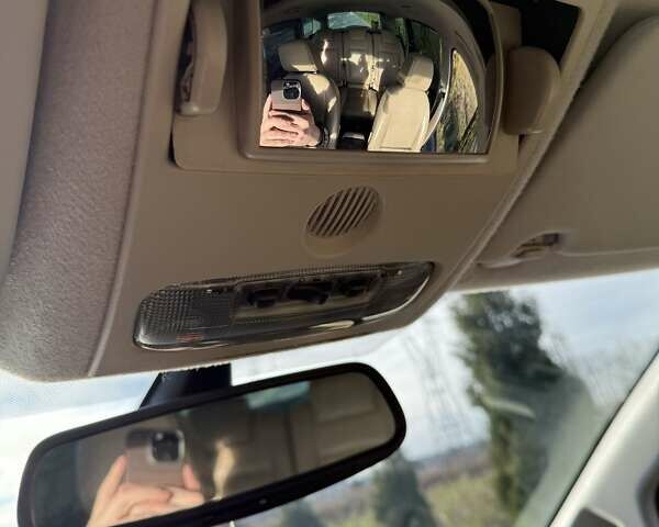 Серый Форд Си-Макс, объемом двигателя 2 л и пробегом 302 тыс. км за 5300 $, фото 25 на Automoto.ua