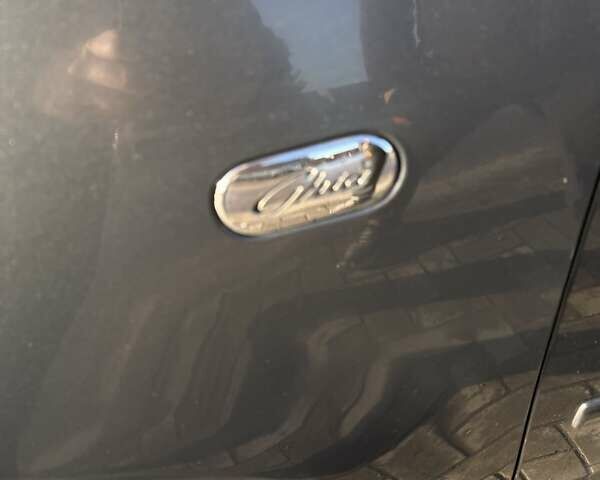 Серый Форд Си-Макс, объемом двигателя 2 л и пробегом 302 тыс. км за 5300 $, фото 32 на Automoto.ua