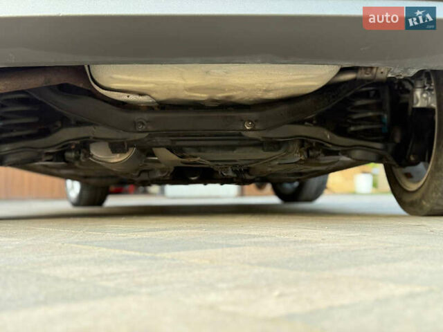 Сірий Форд Сі-Макс, об'ємом двигуна 1.6 л та пробігом 265 тис. км за 4500 $, фото 22 на Automoto.ua