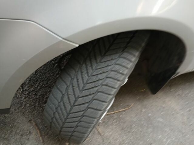 Сірий Форд Сі-Макс, об'ємом двигуна 1.6 л та пробігом 202 тис. км за 4200 $, фото 14 на Automoto.ua